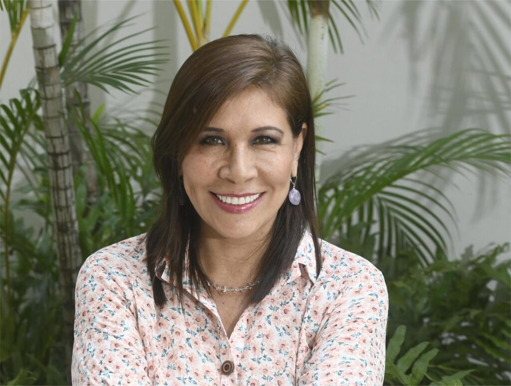 Elena Hurtado Moss